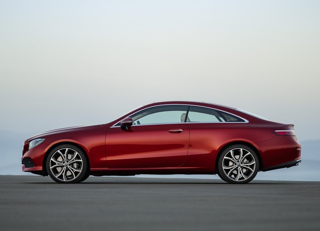 MERCEDES-BENZ E COUPE, foto 24