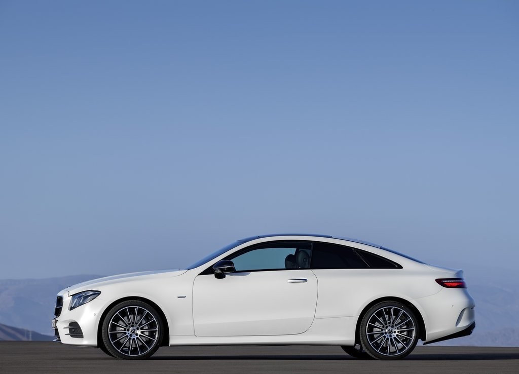 MERCEDES-BENZ E COUPE, foto 25