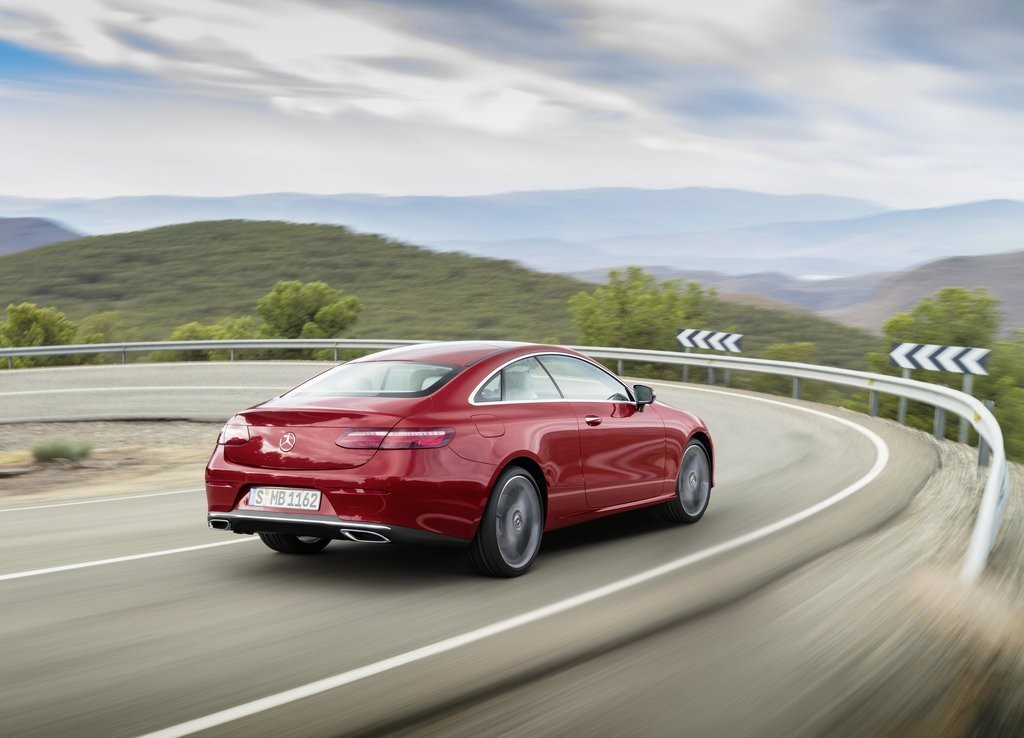 MERCEDES-BENZ E COUPE, foto 37