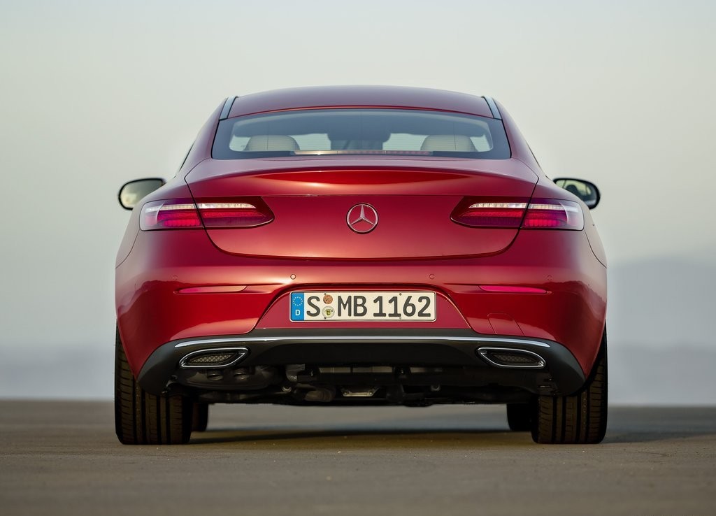MERCEDES-BENZ E COUPE, foto 42
