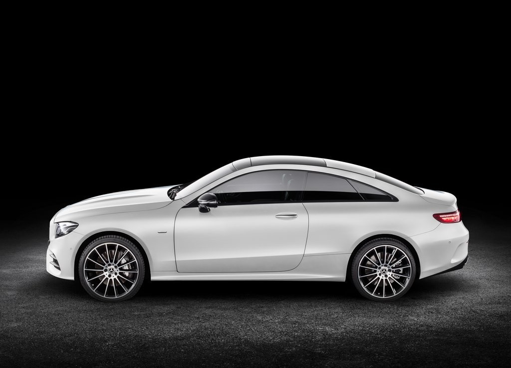 MERCEDES-BENZ E COUPE, foto 47