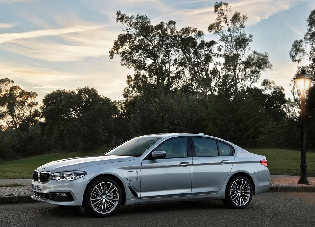 2018 - BMW 530e SEDAN iPERFORMANCE, foto 1