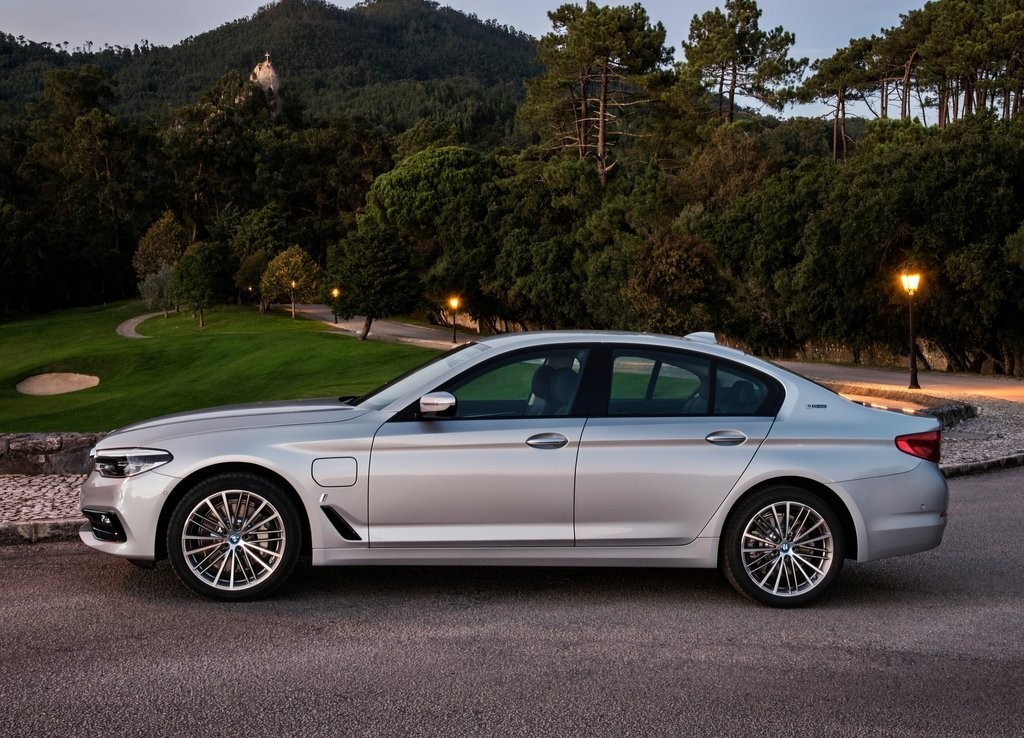 2018 - BMW 530e SEDAN iPERFORMANCE, foto 6