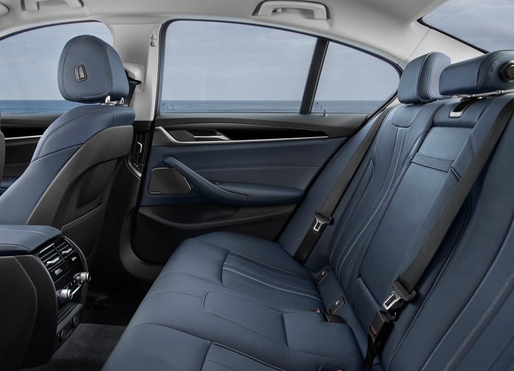 2018 - BMW 530e SEDAN iPERFORMANCE, foto 13