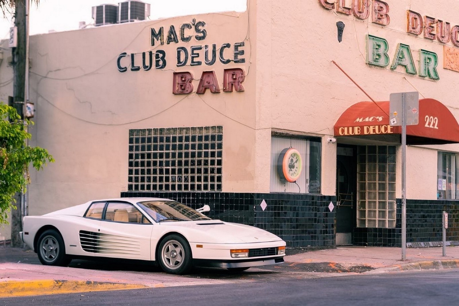 FERRARI TESTAROSSA ‘MIAMI VICE', foto 9