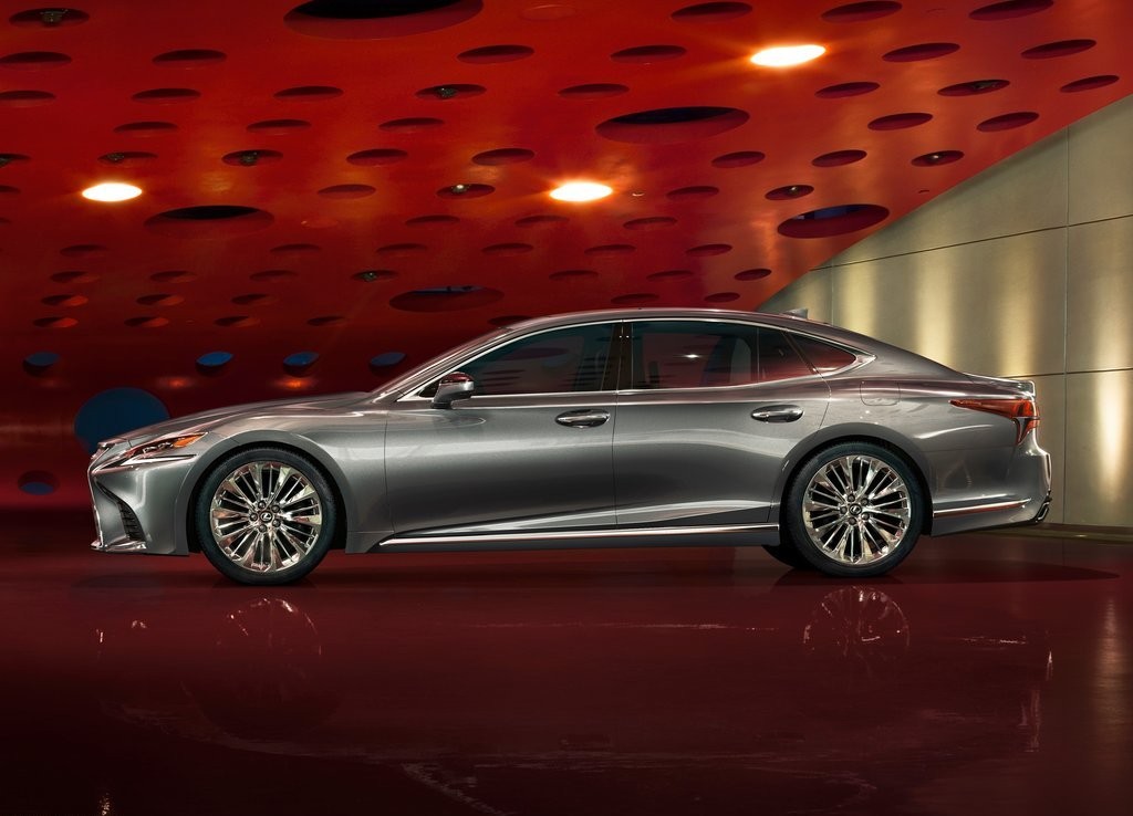 LEXUS LS 500, foto 22