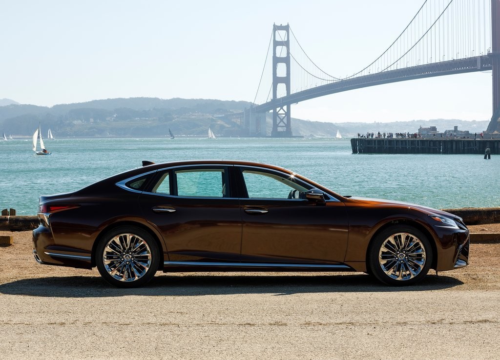 LEXUS LS 500, foto 23