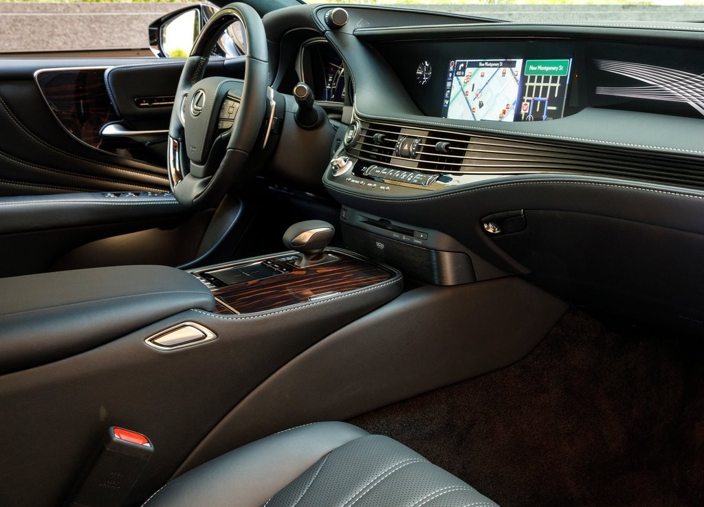 LEXUS LS 500, foto 73