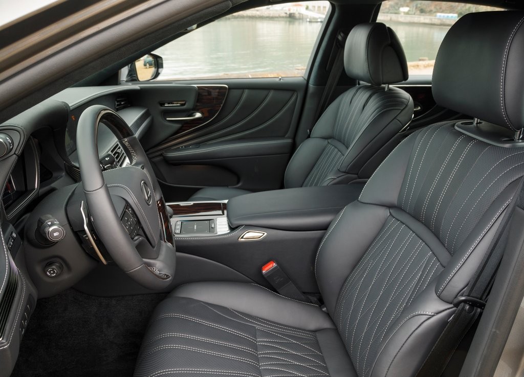 LEXUS LS 500, foto 75