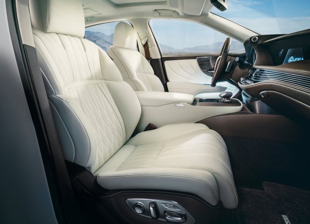 LEXUS LS 500, foto 76