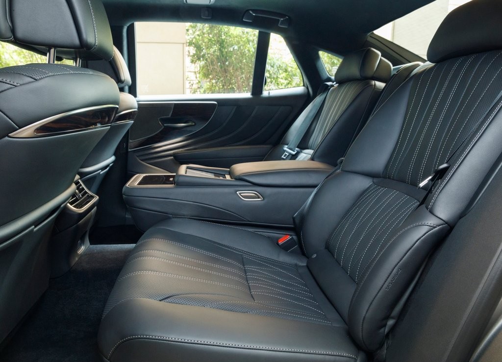 LEXUS LS 500, foto 78