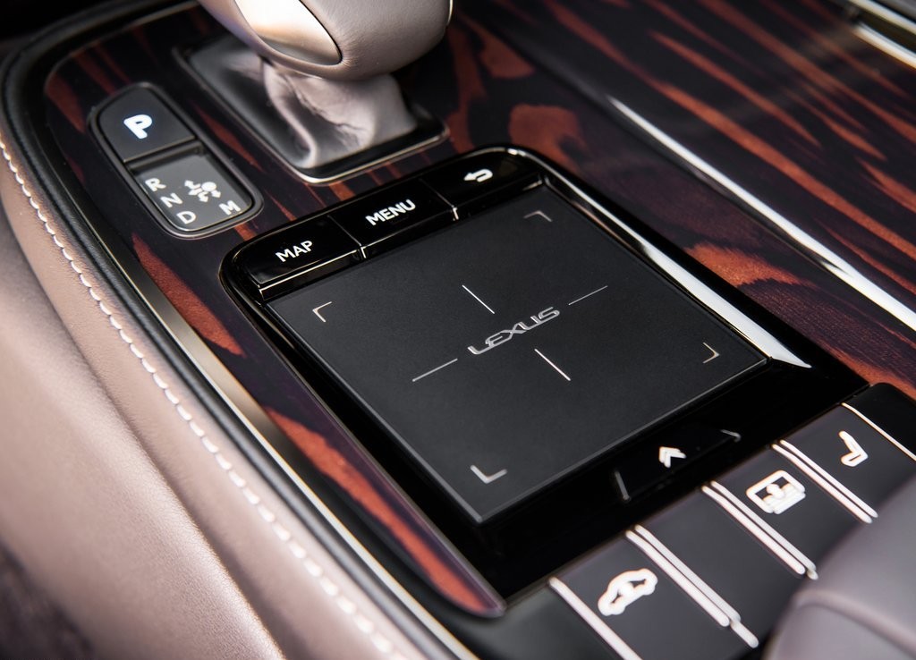 LEXUS LS 500, foto 87