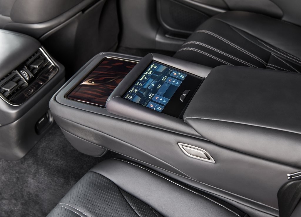 LEXUS LS 500, foto 99
