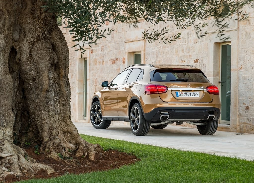 2018 - MERCEDES-BENZ GLA, foto 22