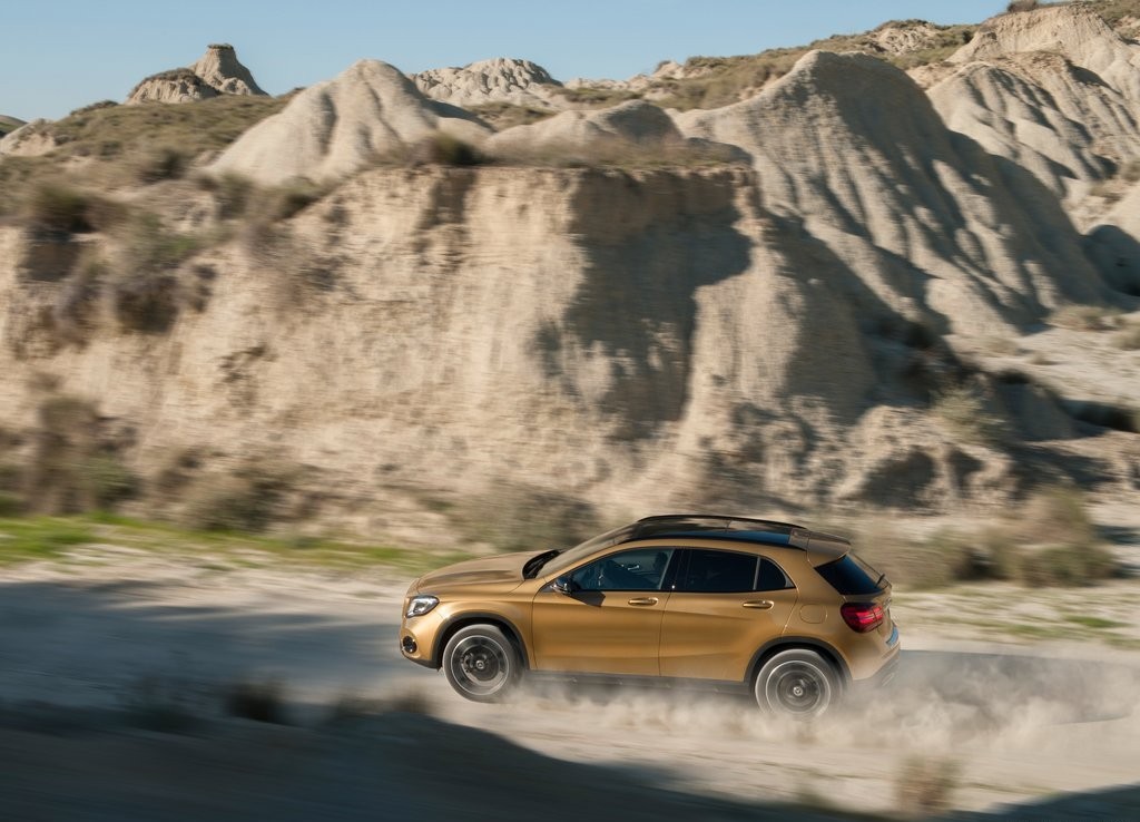 2018 - MERCEDES-BENZ GLA, foto 29