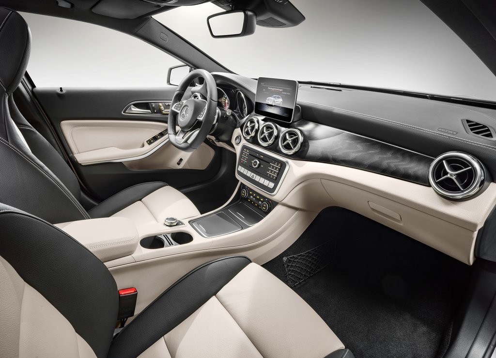 2018 - MERCEDES-BENZ GLA, foto 39