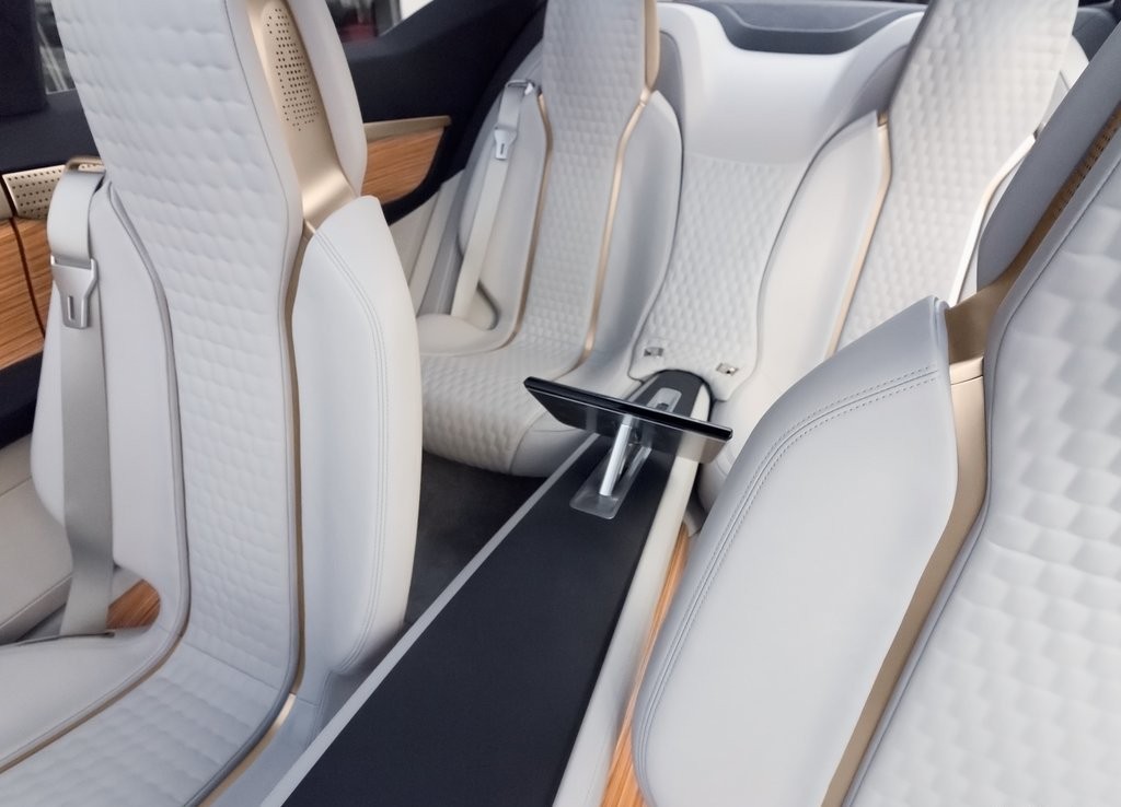 2017 - NISSAN VMOTION 2.0 CONCEPT, foto 27