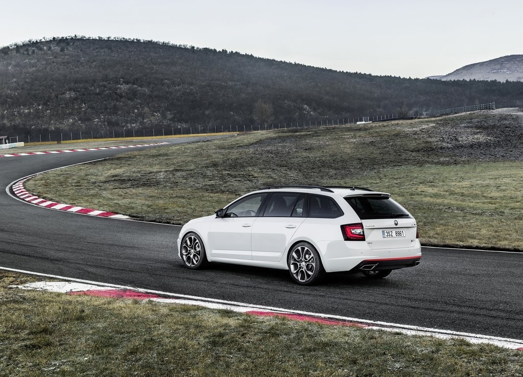 2017 - SKODA OCTAVIA RS COMBI, foto 23