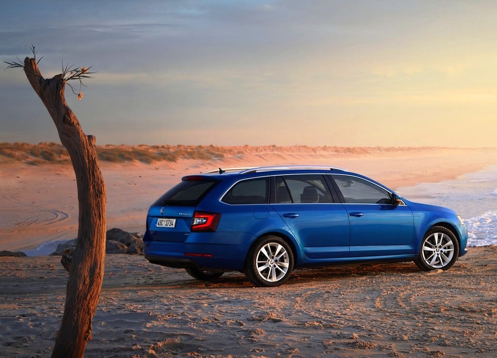 2017 - SKODA OCTAVIA COMBI, foto 21