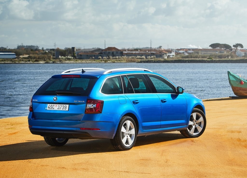 2017 - SKODA OCTAVIA COMBI, foto 22