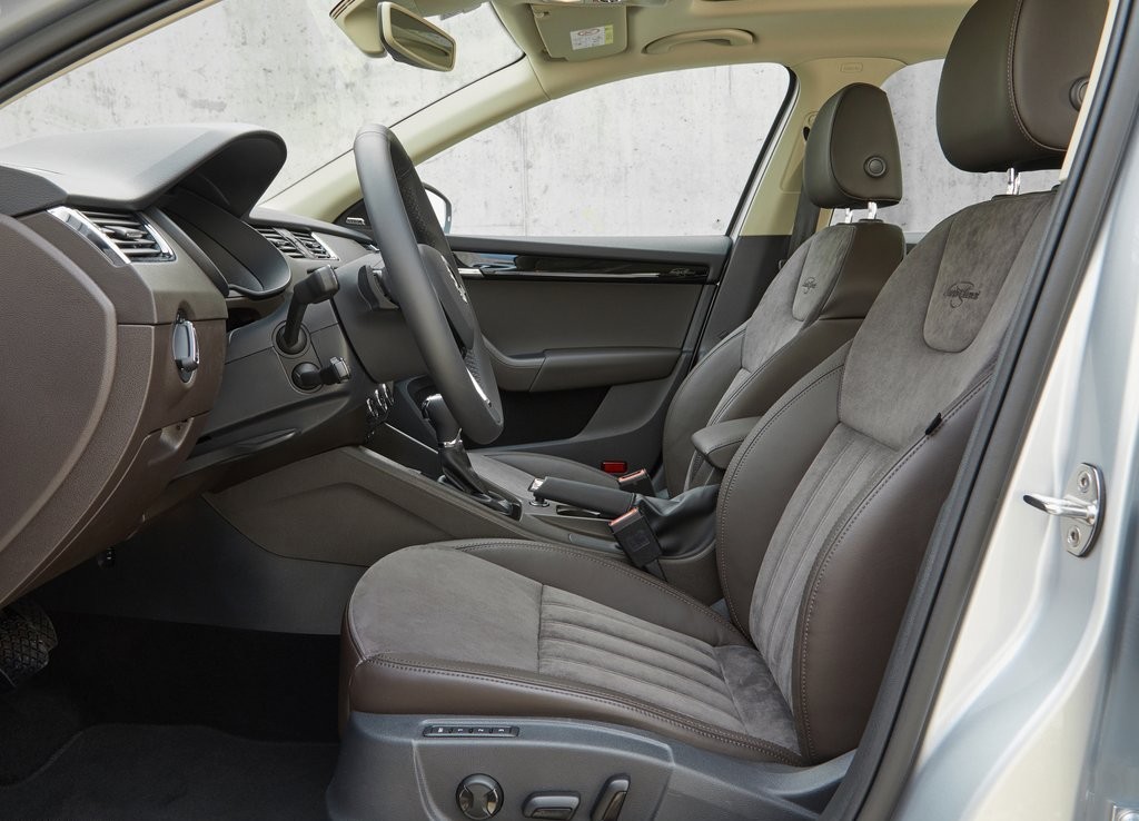 2017 - SKODA OCTAVIA COMBI, foto 48
