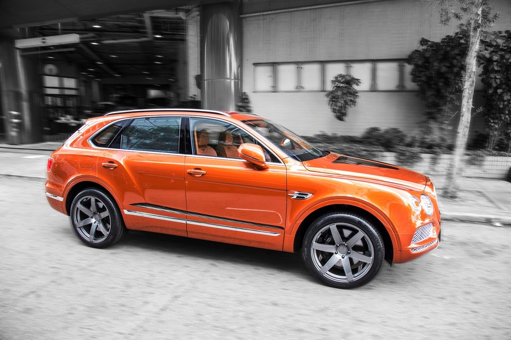 2017 - BENTLEY BENTAYGA GIGANTE BY DMC, foto 3