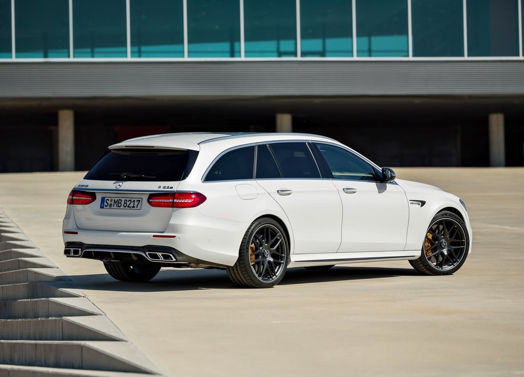 2018 - MERCEDES-AMG E 63 ESTATE, foto 13