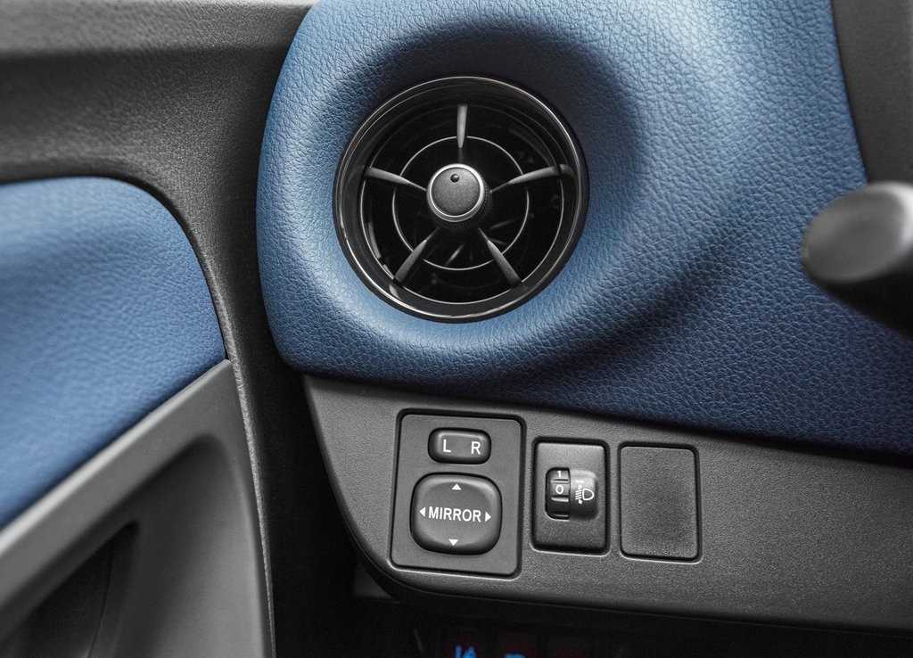 2017 - TOYOTA YARIS, foto 23