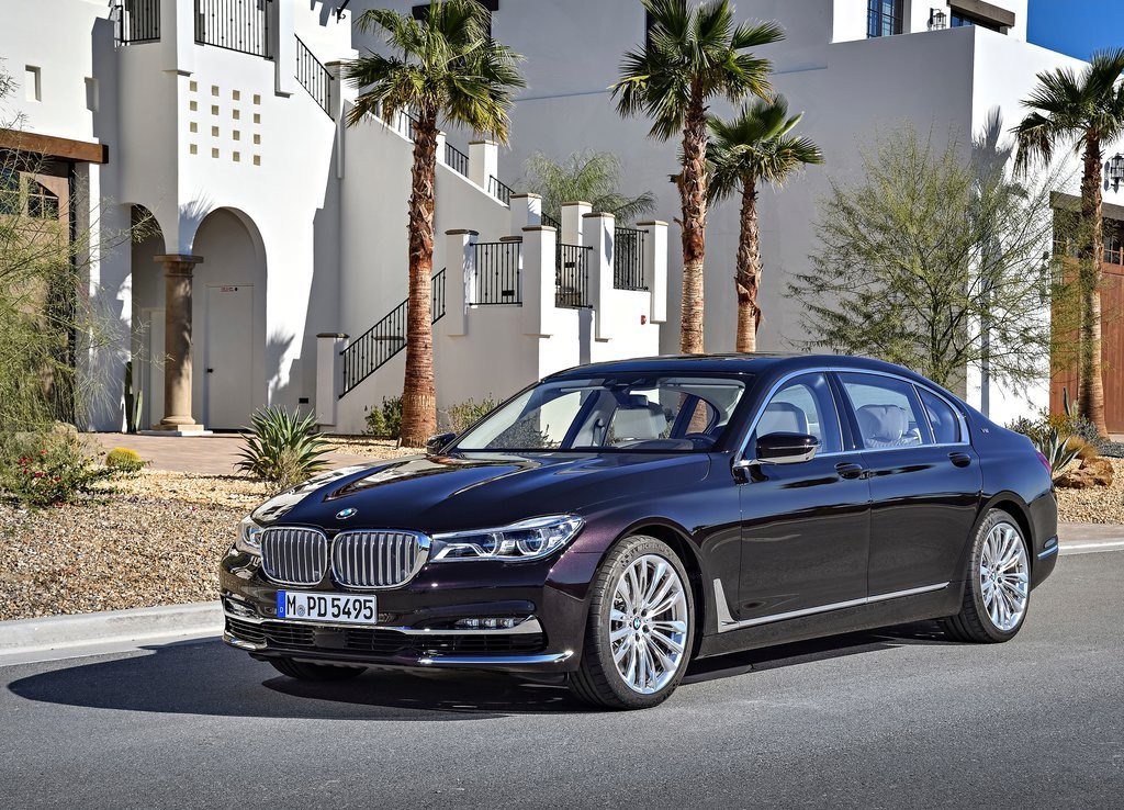 2017 - BMW M760i & M760Li, foto 11