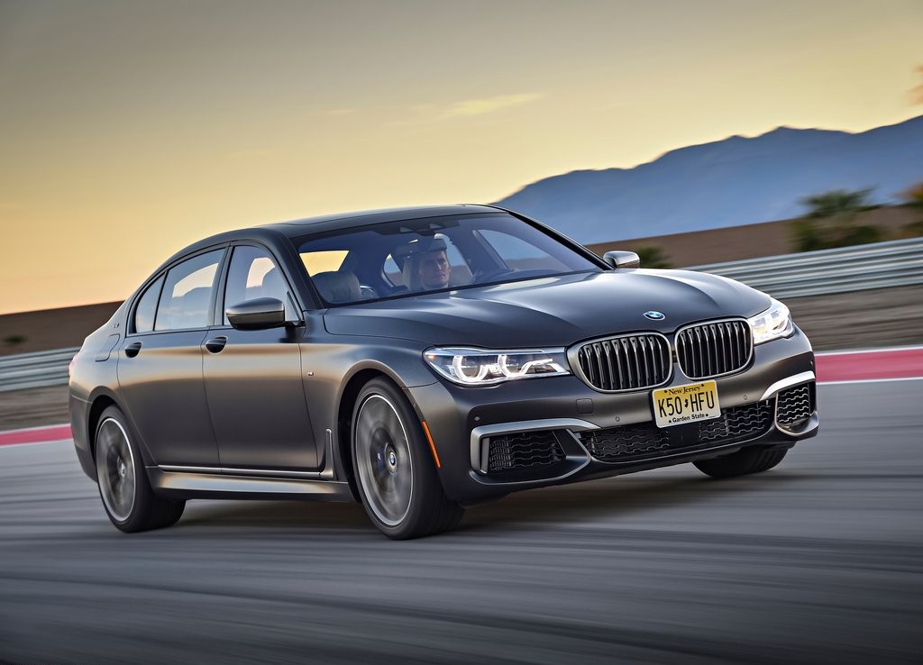 2017 - BMW M760i & M760Li, foto 25