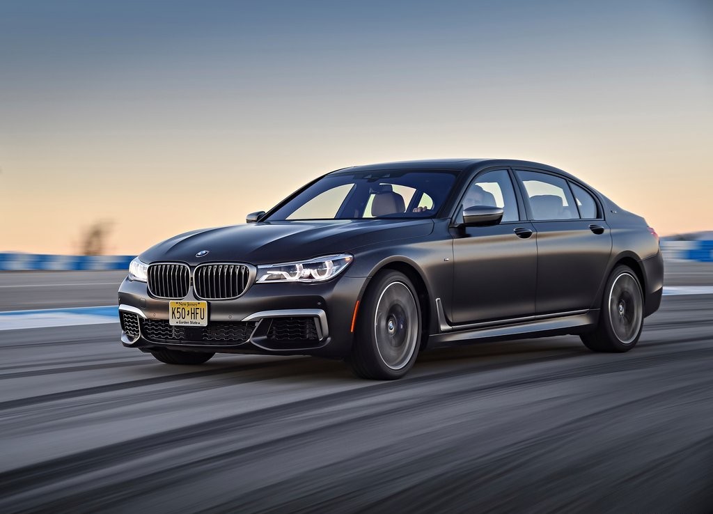 2017 - BMW M760i & M760Li, foto 46