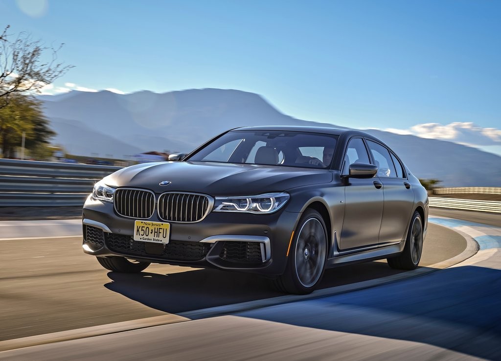 2017 - BMW M760i & M760Li, foto 54