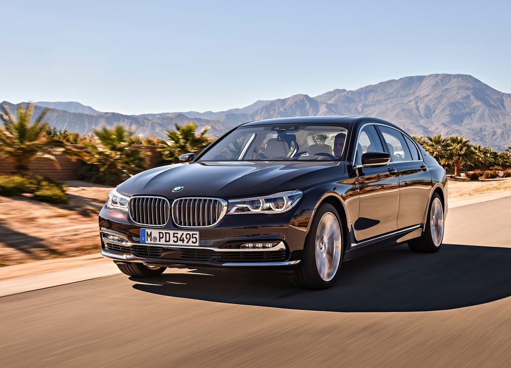 2017 - BMW M760i & M760Li, foto 56
