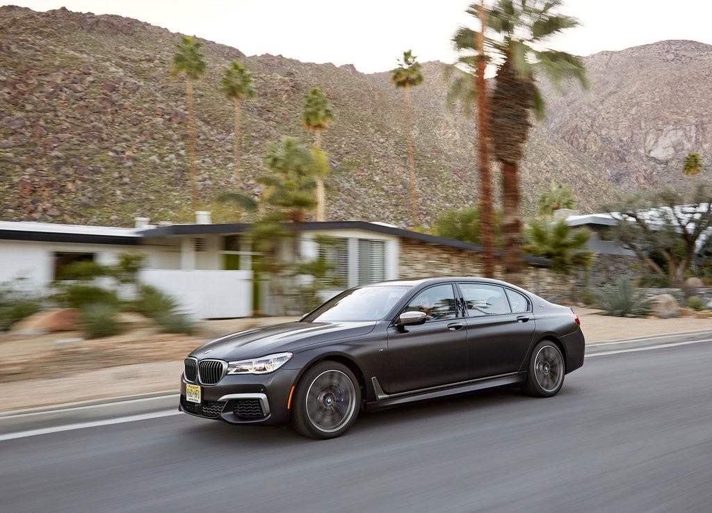 2017 - BMW M760i & M760Li, foto 64