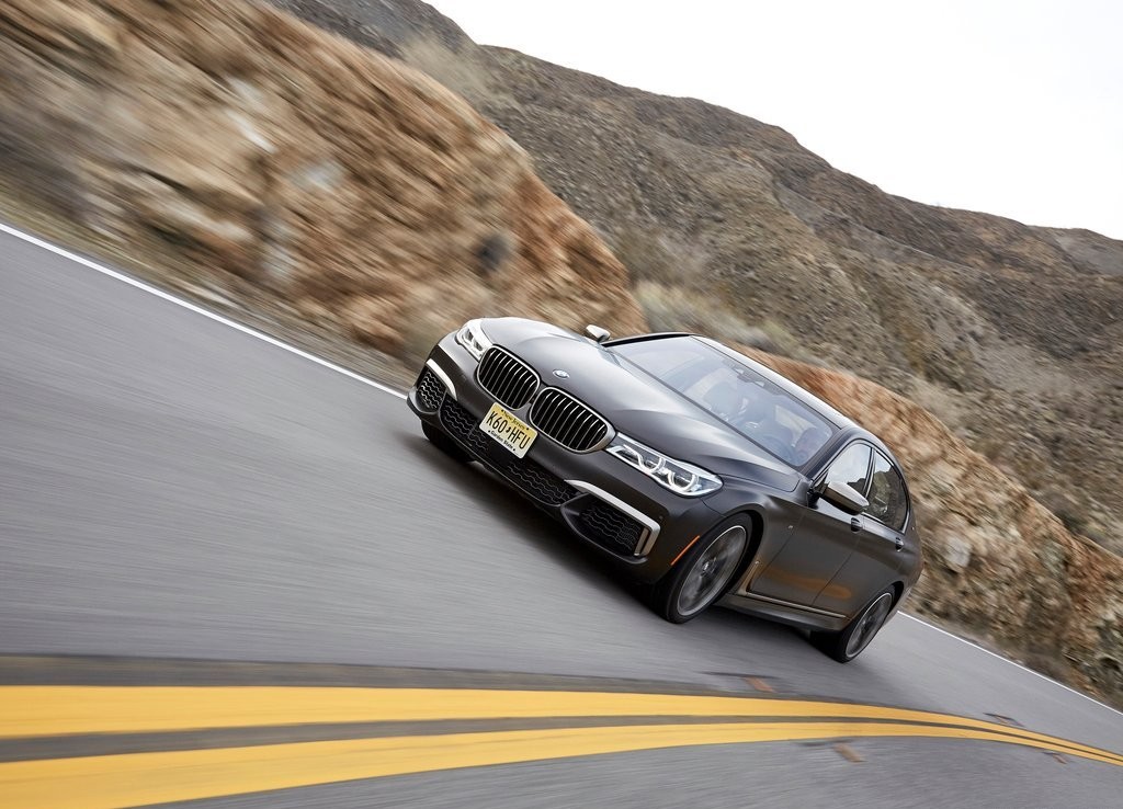 2017 - BMW M760i & M760Li, foto 65