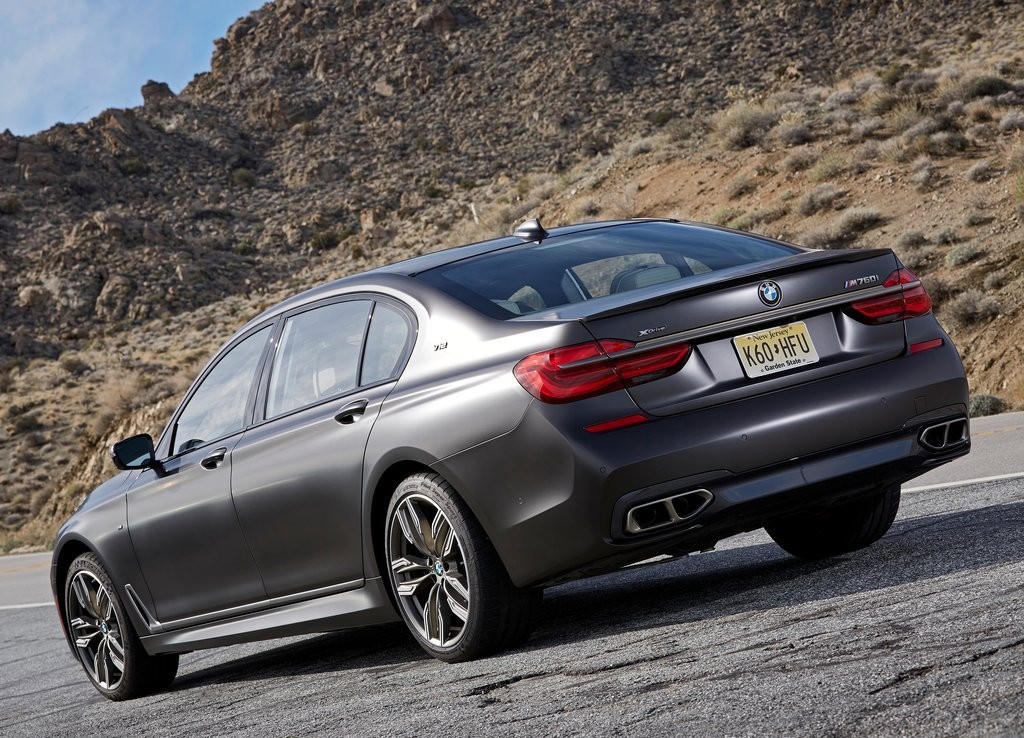 2017 - BMW M760i & M760Li, foto 89