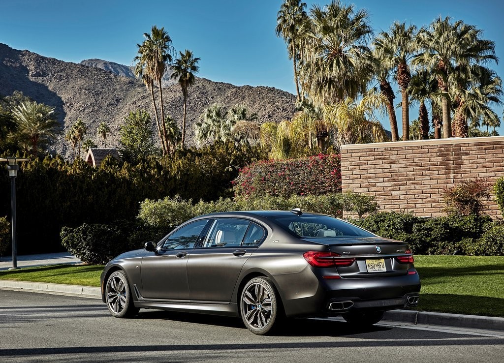 2017 - BMW M760i & M760Li, foto 94