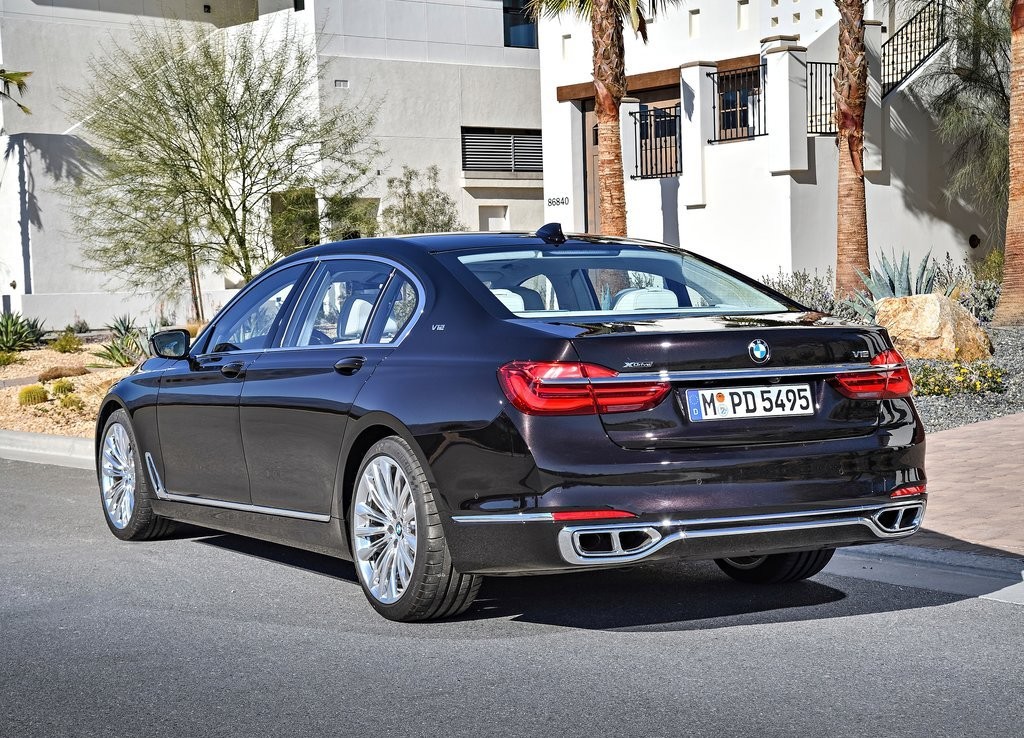 2017 - BMW M760i & M760Li, foto 95
