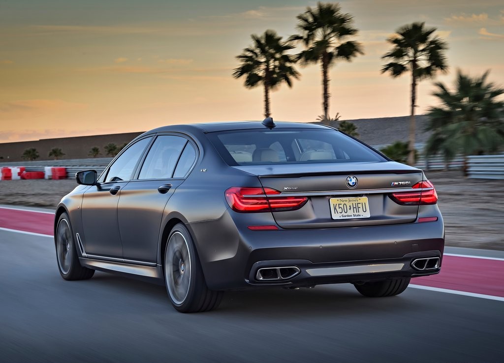 2017 - BMW M760i & M760Li, foto 99