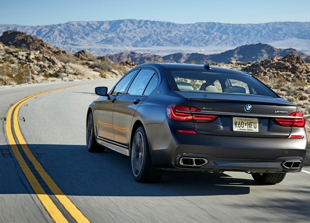 2017 - BMW M760i & M760Li, foto 104