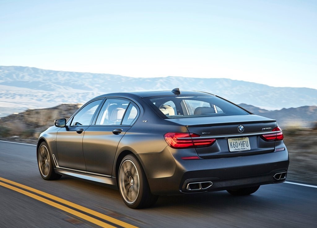2017 - BMW M760i & M760Li, foto 106