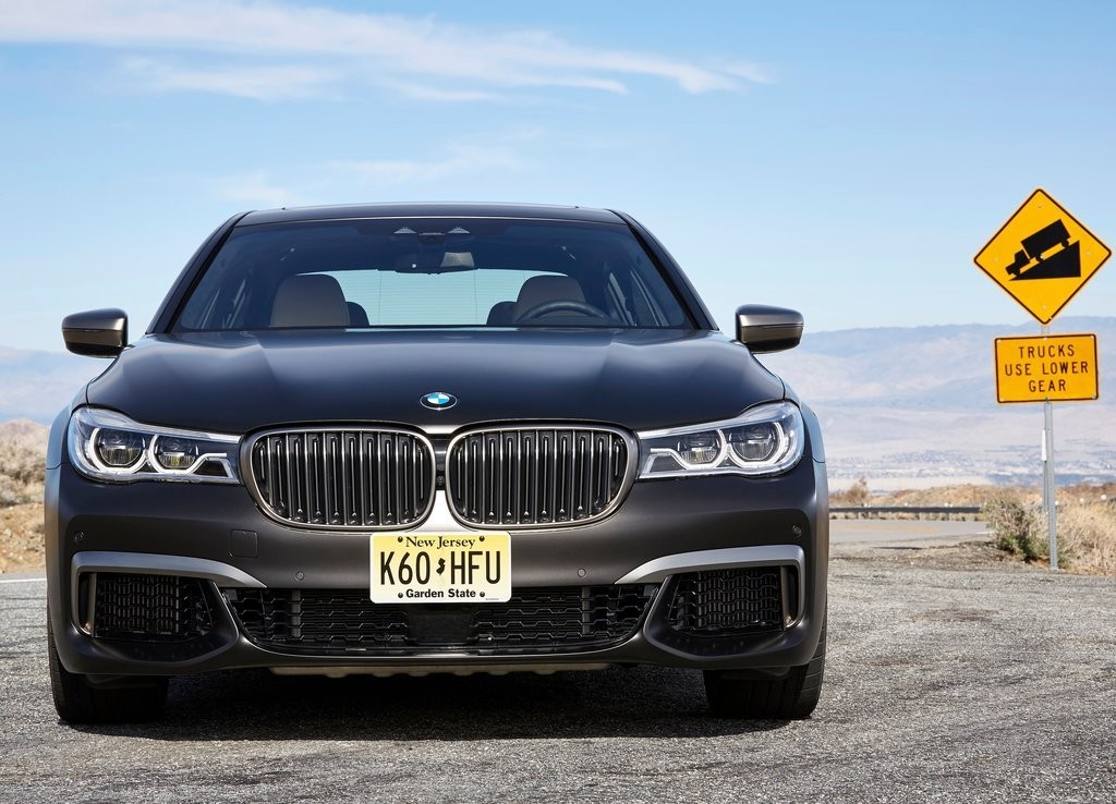 2017 - BMW M760i & M760Li, foto 115