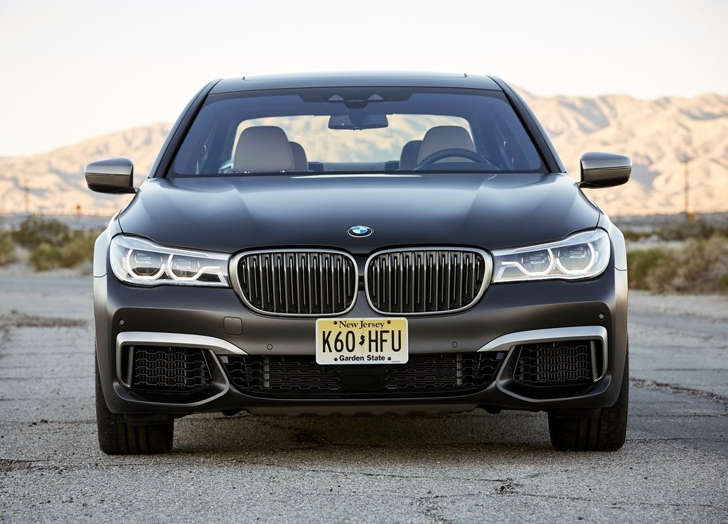 2017 - BMW M760i & M760Li, foto 116