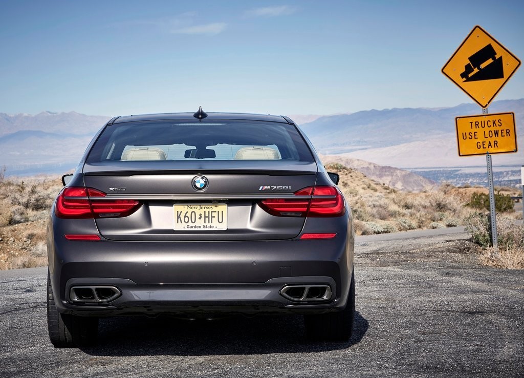 2017 - BMW M760i & M760Li, foto 124
