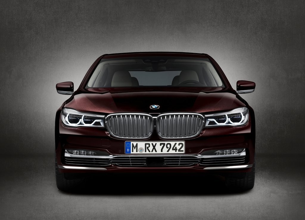 2017 - BMW M760i & M760Li, foto 138