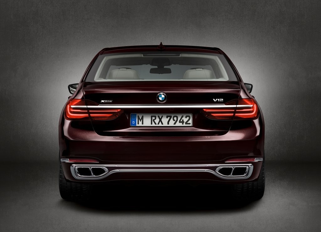 2017 - BMW M760i & M760Li, foto 140