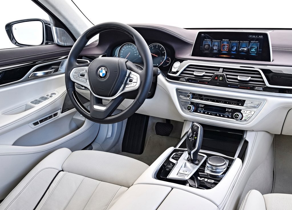 2017 - BMW M760i & M760Li, foto 144