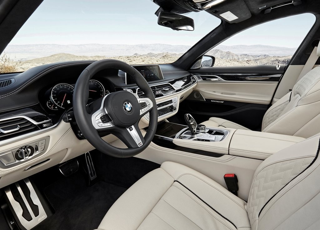 2017 - BMW M760i & M760Li, foto 145