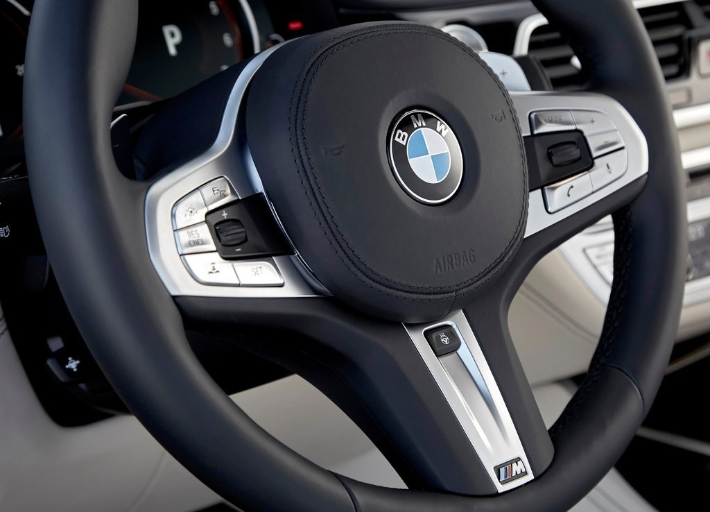 2017 - BMW M760i & M760Li, foto 159