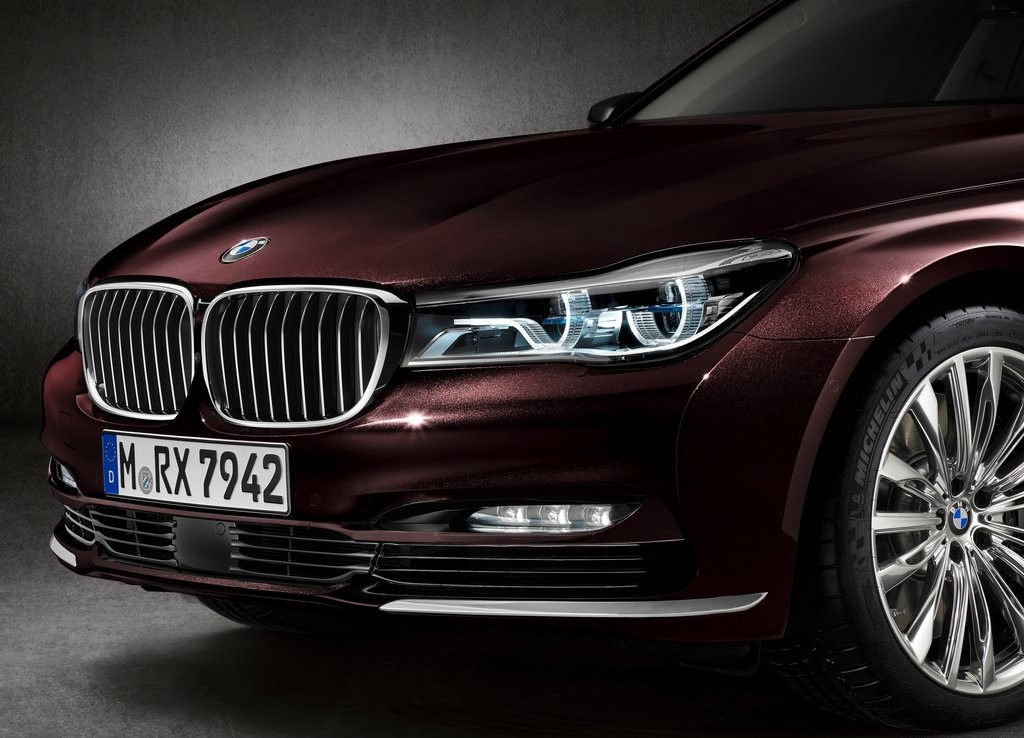 2017 - BMW M760i & M760Li, foto 165